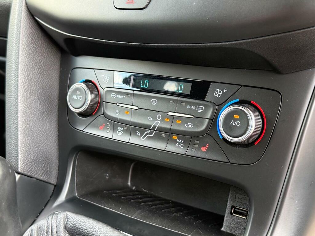 Ford Focus 1.0 Ecoboost 125 Zetec Silver #18