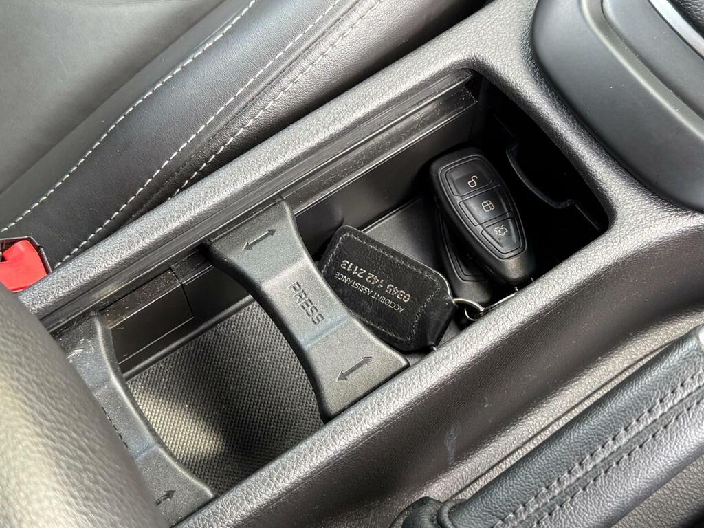 Ford Focus 1.0 Ecoboost 125 Zetec Silver #26