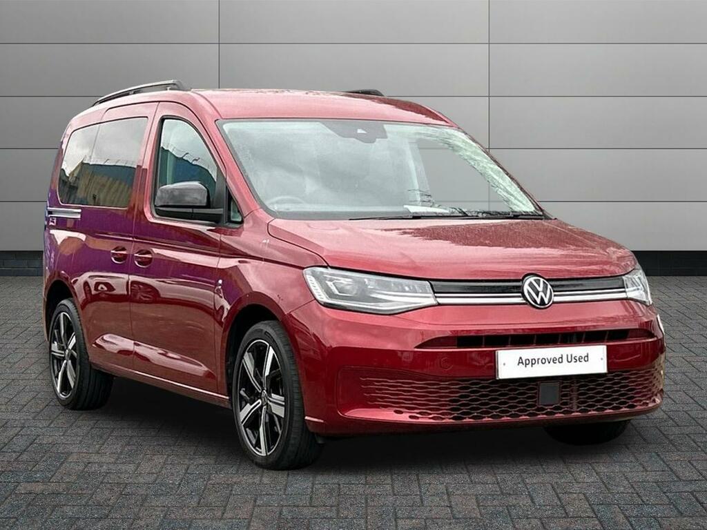 Volkswagen Caddy Life 2.0 Tdi Life Dsg Euro 6 Ss Red