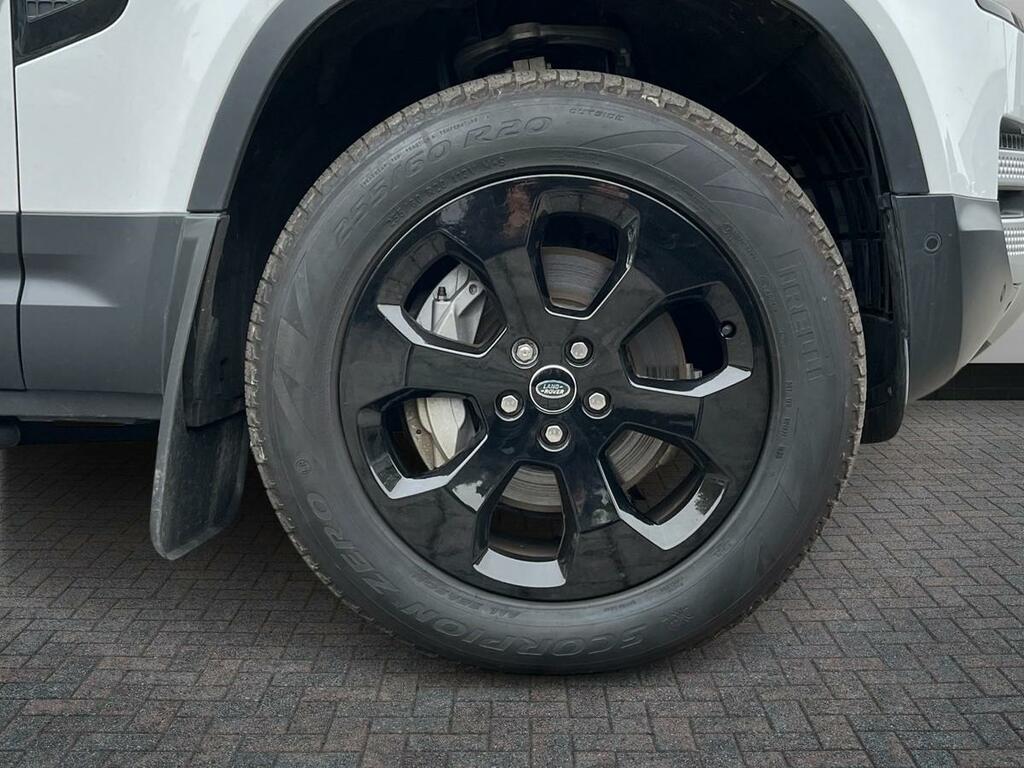 Land Rover Defender 110 3.0 D350 S White #6