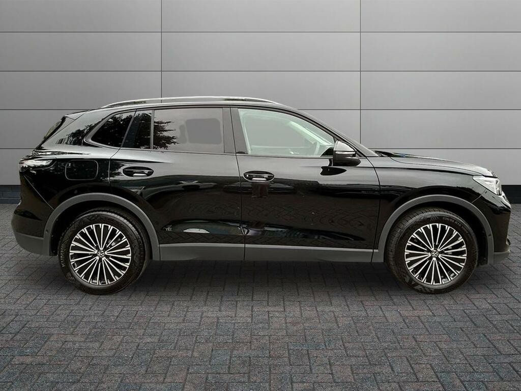 Volkswagen Tiguan 1.5 Etsi Mhev Match Dsg Euro 6 Ss CN75WLK Black #5
