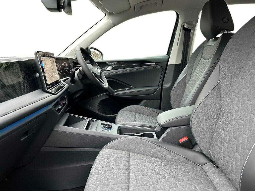 Volkswagen Tiguan 1.5 Etsi Mhev Life Dsg Euro 6 Ss CA75ZZO Grey #2