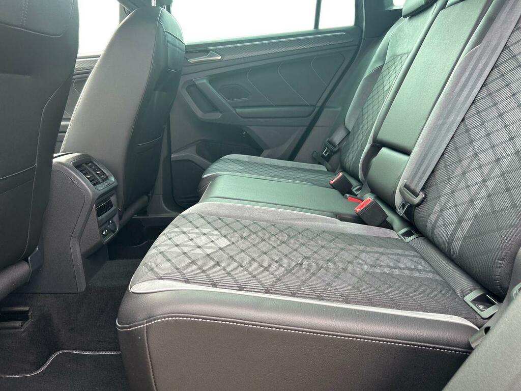 Volkswagen Tiguan 1.5 Tsi R-line Dsg Euro 6 Ss CP22EAC Grey #4