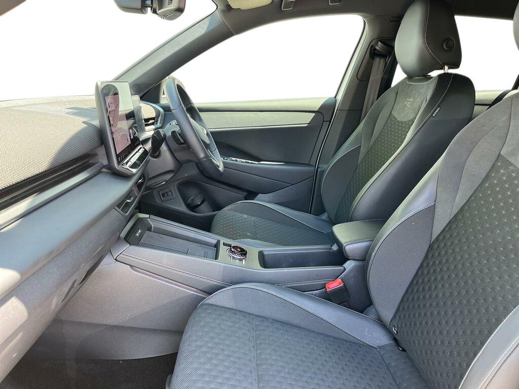 Volkswagen T-Roc 1.5 Etsi Mhev R-line Dsg Euro 6 Ss CV26KWU White #3