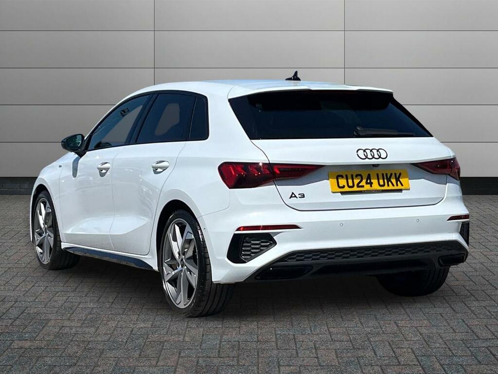 Audi A3 2.0 Tdi 35 Black Edition Sportback S Tronic Euro 6 White #2