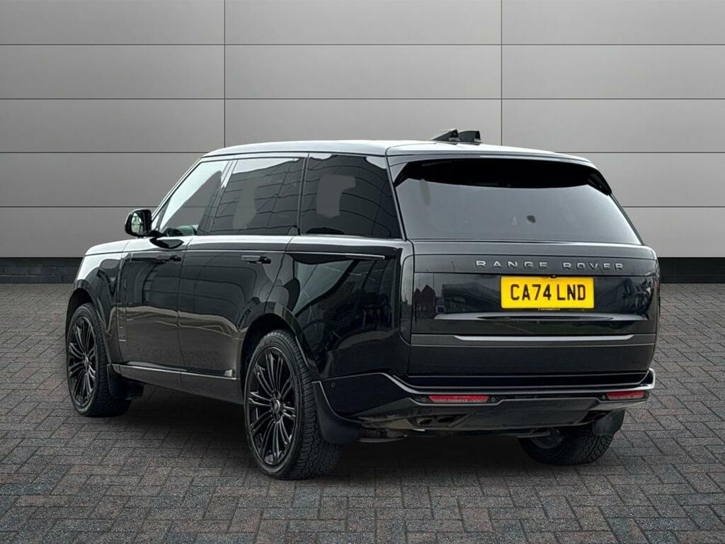Land Rover Range Rover 4.4 P530 7 Seats Black #2