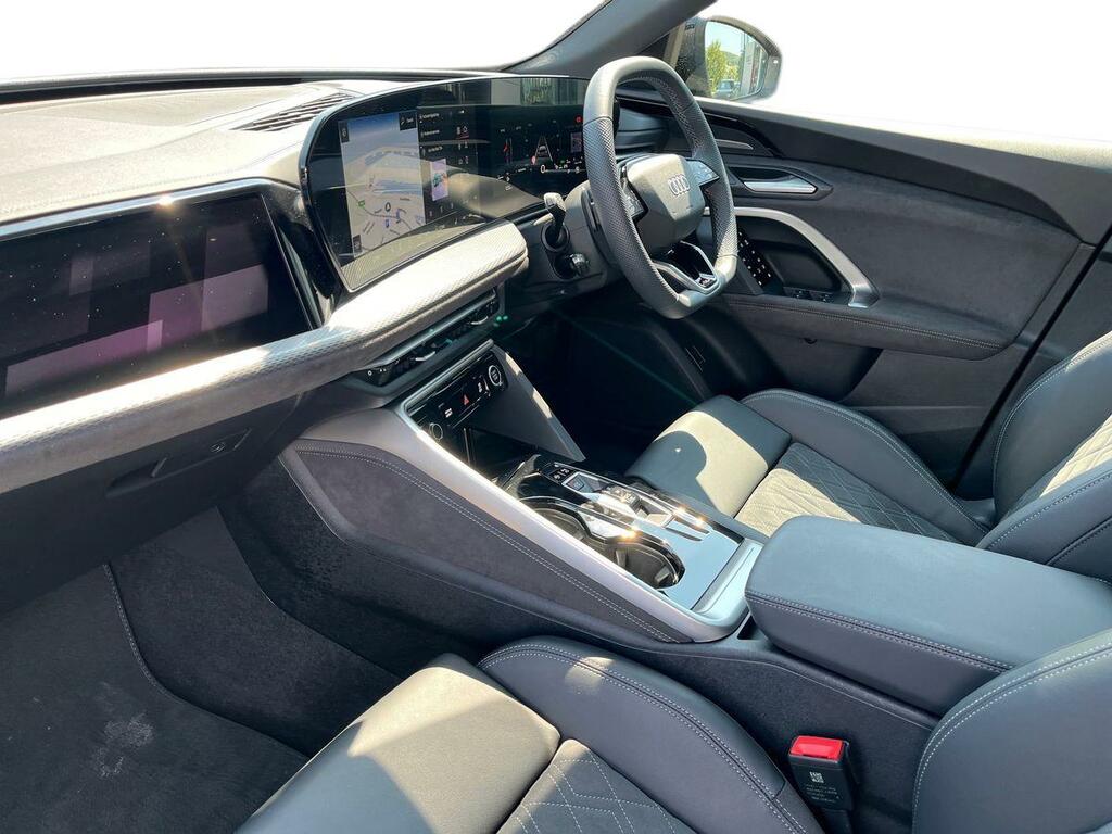 Audi Q5 2.0 Tdi Edition 1 Sportback S Tronic Quattro Euro CV75HXK Black #3
