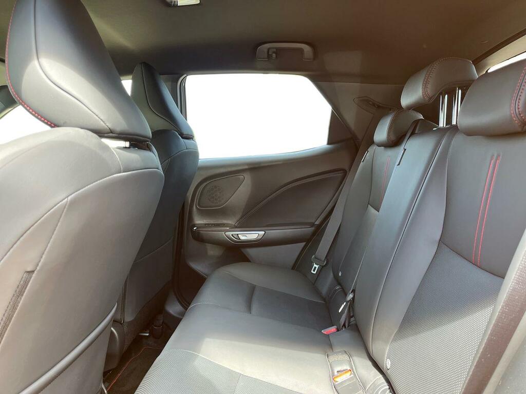 Lexus LBX 1.5 Vvt-ie Premium Plus Suv Hybrid E-cv Yellow #4
