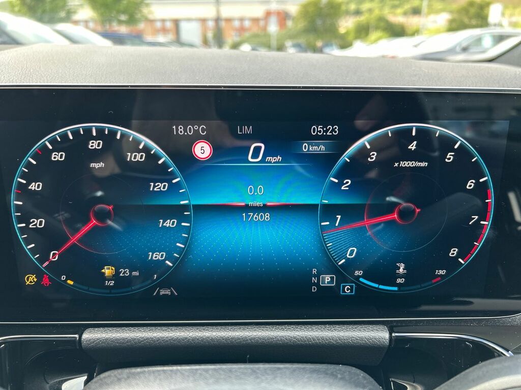 Mercedes-Benz B Class 1.3 B250e 15.6Kwh Amg Line Executive 8G-dct Euro Black #34