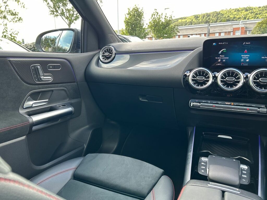 Mercedes-Benz B Class 1.3 B250e 15.6Kwh Amg Line Executive 8G-dct Euro Black #37