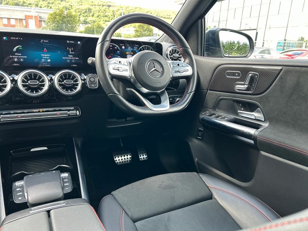 Mercedes-Benz B Class 1.3 B250e 15.6Kwh Amg Line Executive 8G-dct Euro Black #36