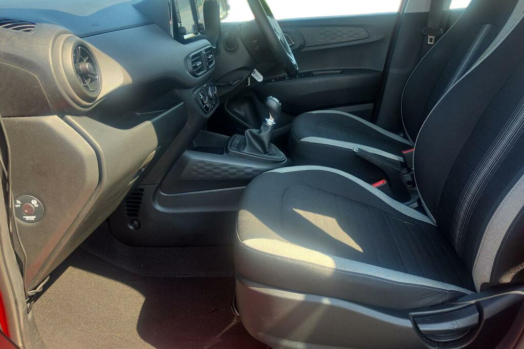 Hyundai I10 1.0 Advance Euro 6 Ss DG73NBB Red #3