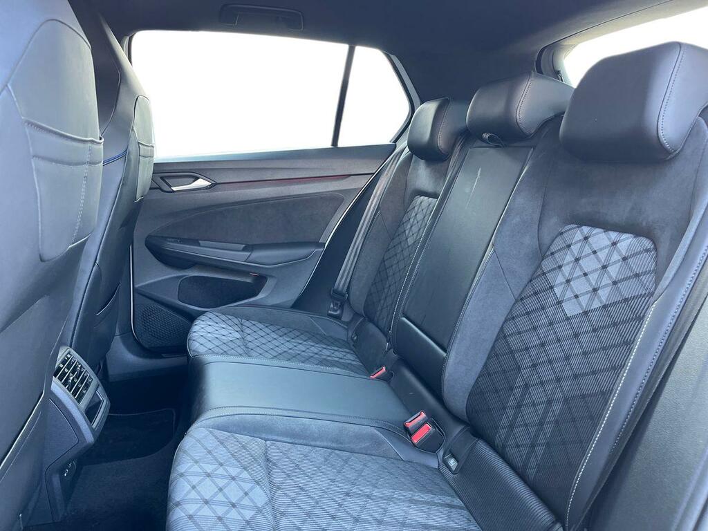 Volkswagen Golf 1.5 Etsi Mhev Black Edition Dsg Euro 6 Ss CV26JVX White #4