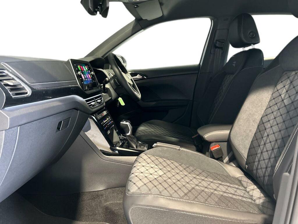 Volkswagen T-Cross 1.0 Tsi Black Edition Dsg Click And Collect White #3