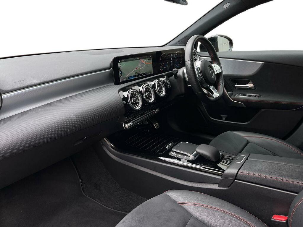 Mercedes-Benz A Class 1.3 A180 Amg Line Night Edition Premium Plus 7G- CN23XFJ Red #3
