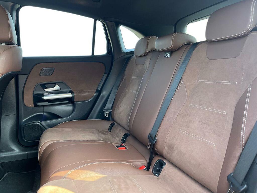 Mercedes-Benz GLA Class 1.3 Gla200h Mhev Amg Line Premium 7G-dct Euro 6 EA74OSX Black #4