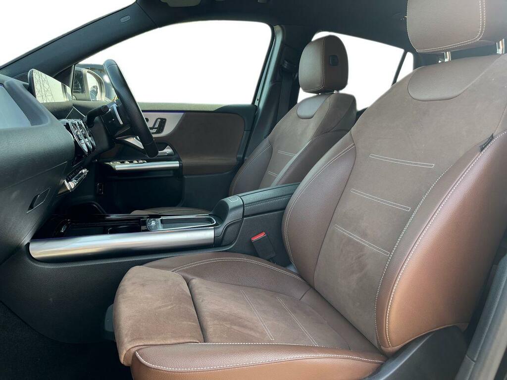 Mercedes-Benz GLA Class 1.3 Gla200h Mhev Amg Line Premium 7G-dct Euro 6 EA74OSX Black #3
