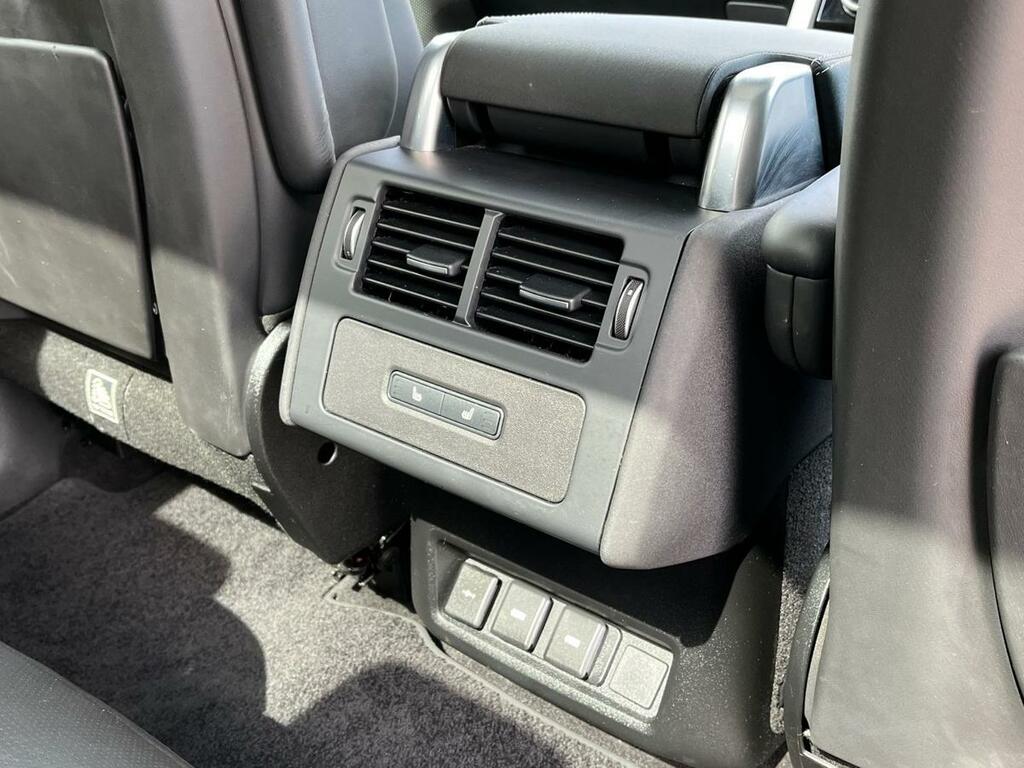 Land Rover Discovery 2.0 D165 Urban Edition 5 Seat 2023 Blue #17