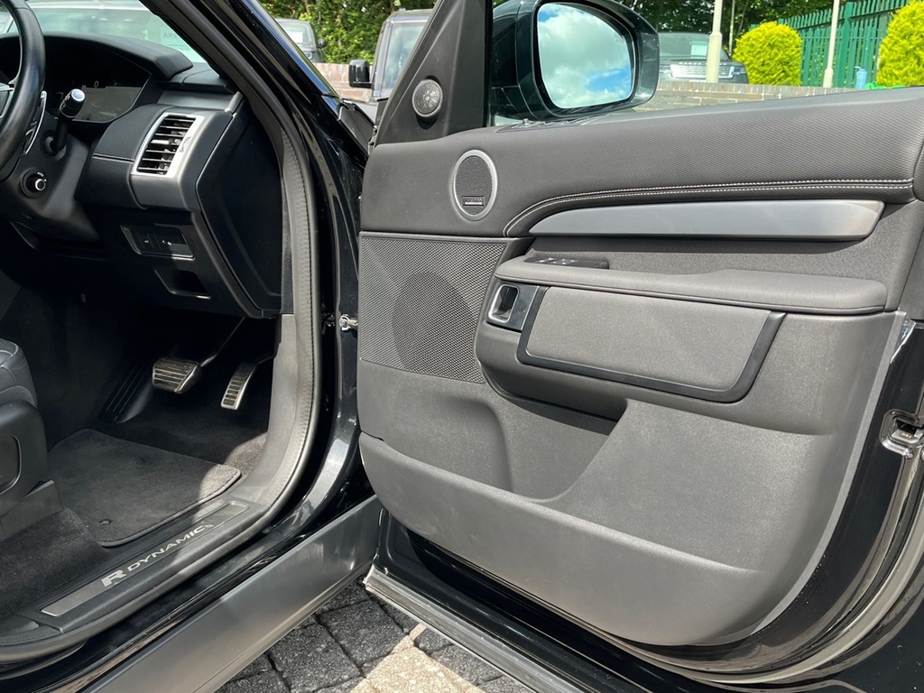 Land Rover Discovery 2.0 D165 Urban Edition 5 Seat 2023 Blue #33