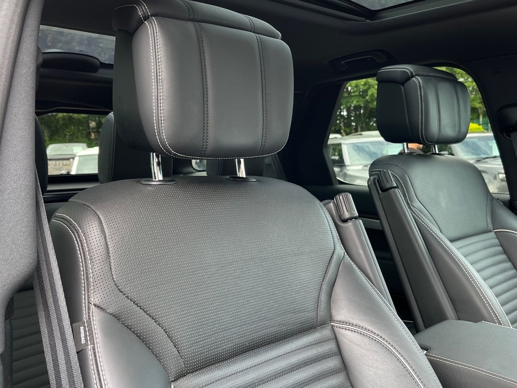 Land Rover Discovery 2.0 D165 Urban Edition 5 Seat 2023 Blue #44