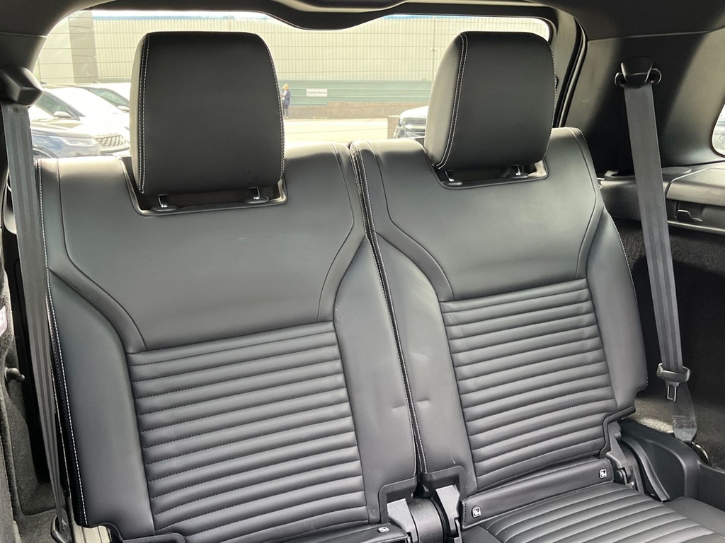Land Rover Discovery 2.0 D165 Urban Edition 5 Seat 2023 Blue #42