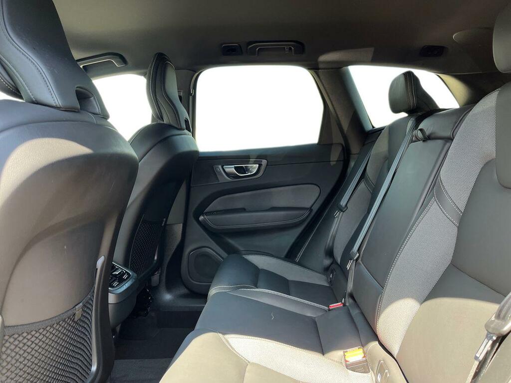 Volvo XC60 2.0 B4 Mhev Plus Suv Hybrid Awd Eu Silver #4