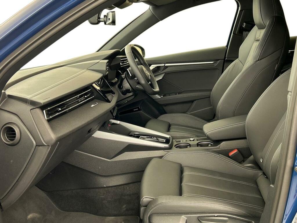 Audi A3 2.0 Tdi 35 Black Edition Sportback S Tronic Euro 6 Blue #3
