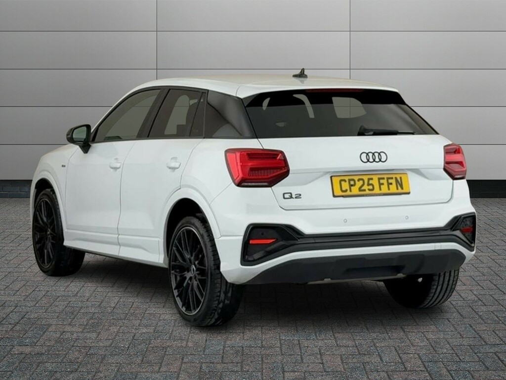 Audi Q2 1.5 Tfsi Cod 35 Black Edition S Tronic Euro 6 Ss CP25FFN White #2