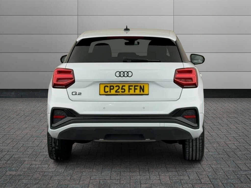 Audi Q2 1.5 Tfsi Cod 35 Black Edition S Tronic Euro 6 Ss CP25FFN White #6