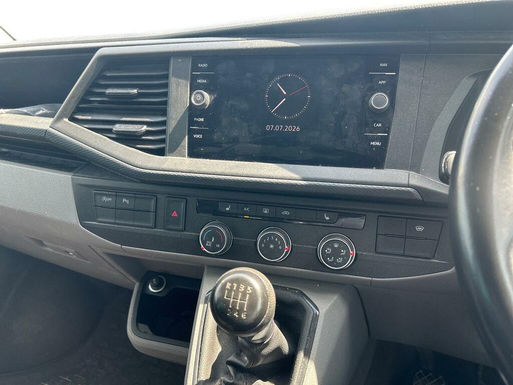 Volkswagen Transporter 2.0 Tdi T32 Highline Kombi Double Cab M Black #6