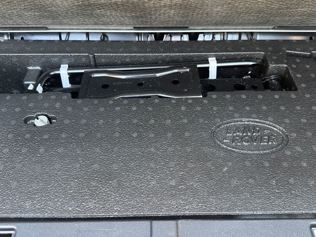 Land Rover Defender 90 90 3.0 D250 Mhev Se Hard Top 4Wd Euro 6 #32