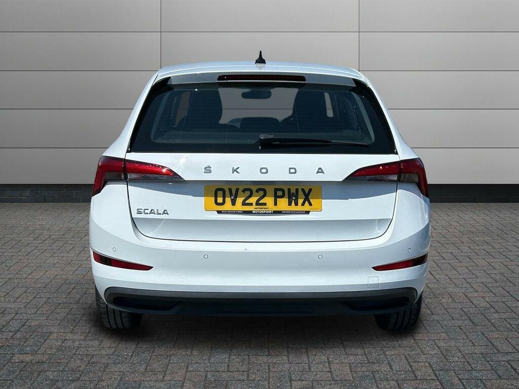 Skoda Scala 1.5 Tsi Se Dsg White #6