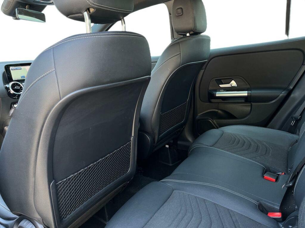 Mercedes-Benz GLA Class 1.3 Gla180h Mhev Sport Edition 7G-dct Euro 6 Ss KN25PXK Black #4