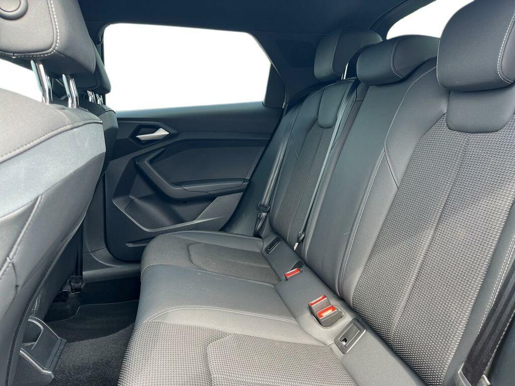 Audi A1 Black Edition 30 Tfsi 110 Ps 6-Speed CV71GXK Grey #4