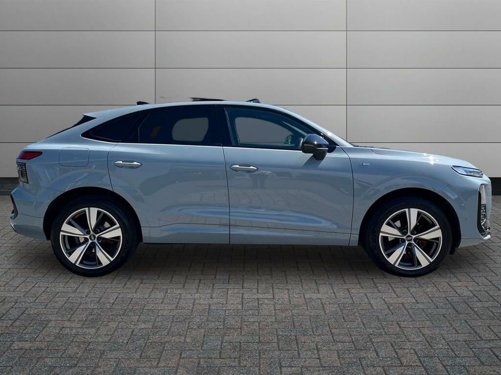 Audi Q3 1.5 Tfsi Launch Edition Sportback S Tronic Euro 6 CV75FOK Grey #5