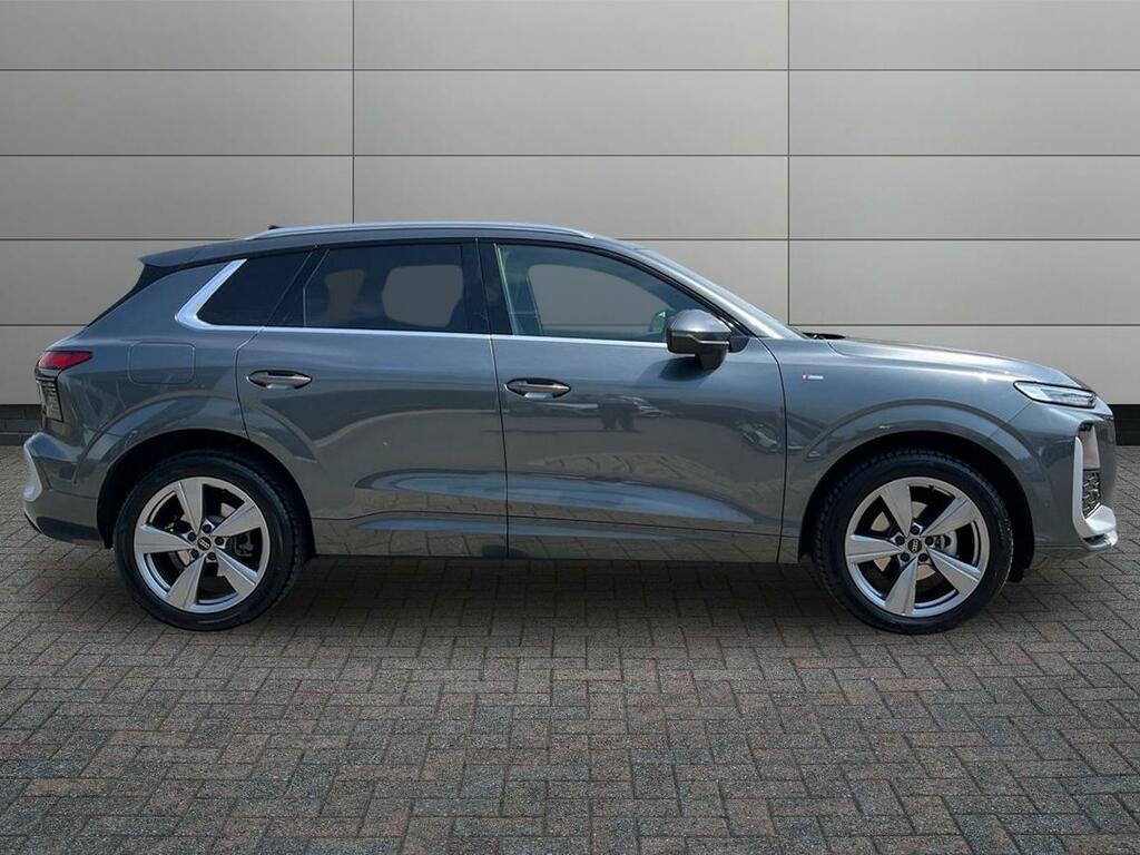 Audi Q3 Suv S Line Tfsi 150 Ps S Tronic CP75FSN Grey #5