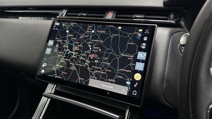 Land Rover Range Rover Velar 2.0 P400e Dynamic Hse Black #3