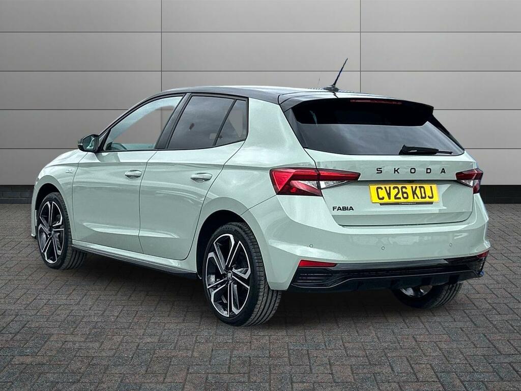 Skoda Fabia 1.0 Tsi 116 Monte Carlo Edition Green #2