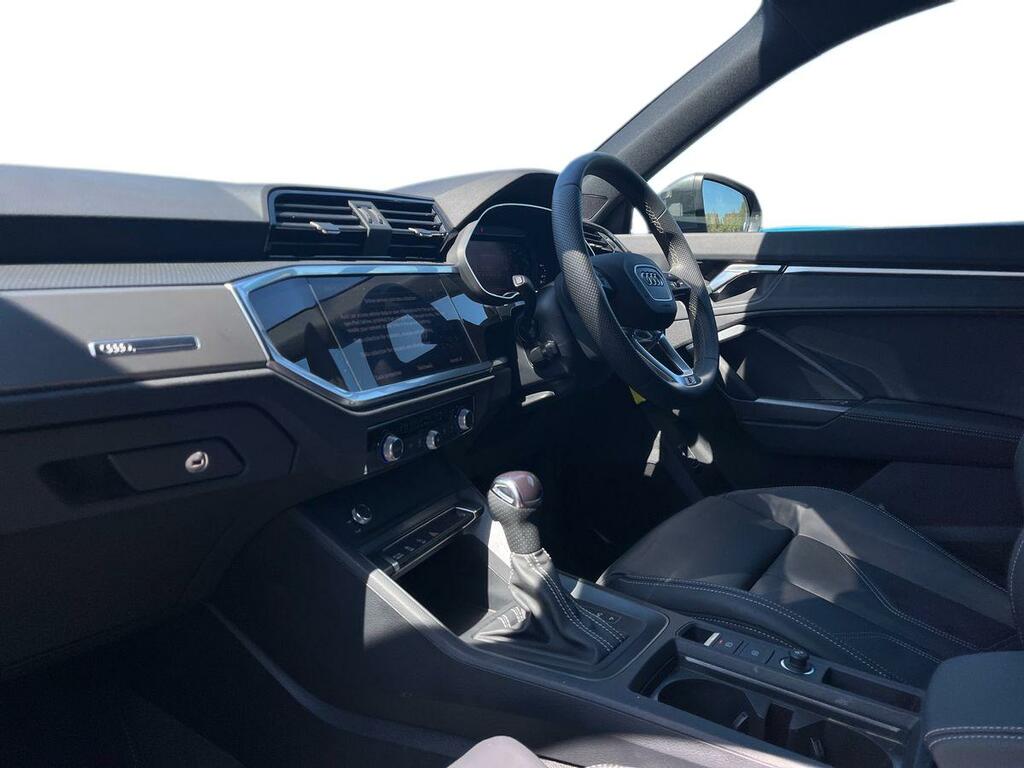 Audi Q3 1.5 Tfsi Cod 35 S Line Sportback S Tron Grey #3