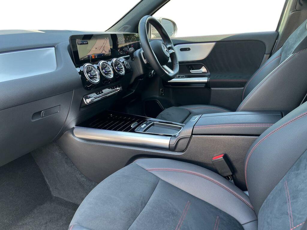 Mercedes-Benz GLA Class 1.3 Gla200h Mhev Amg Line Premium 7G-dct Euro 6 CF73AFY Grey #3