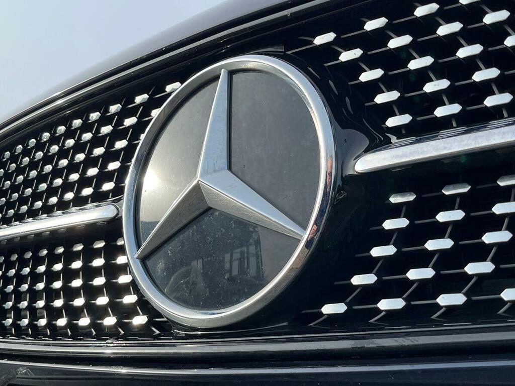 Mercedes-Benz E Class Silver #22