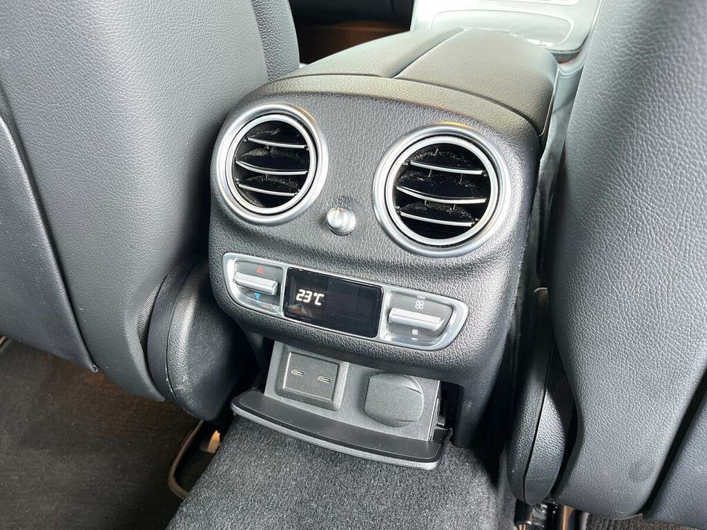 Mercedes-Benz E Class Silver #37