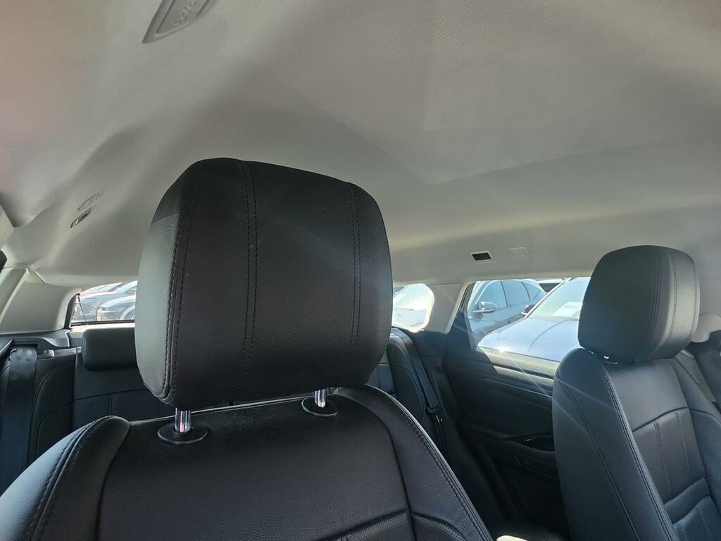 Land Rover Range Rover Evoque R-dynamic S White #33