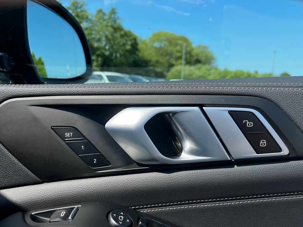 BMW X5 X5 M50d Blue #31