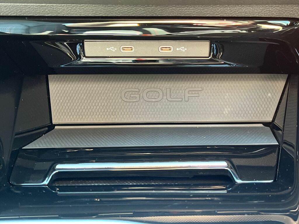 Volkswagen Golf 1.3L Null Black #38