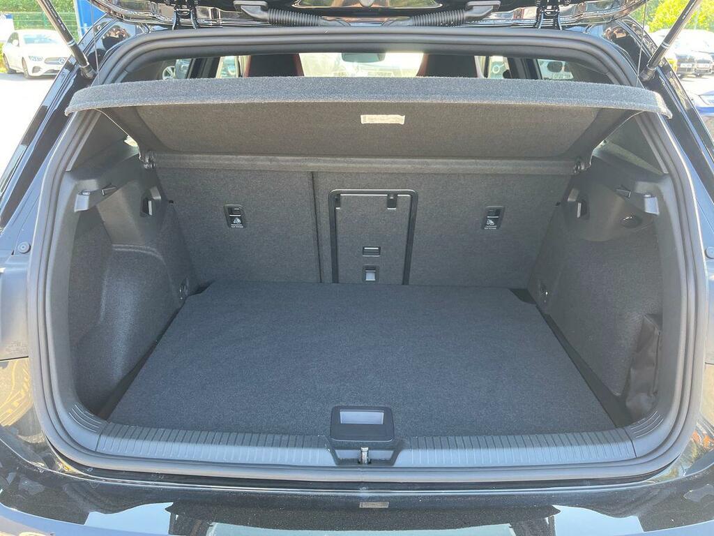 Volkswagen Golf 1.3L Null Black #21