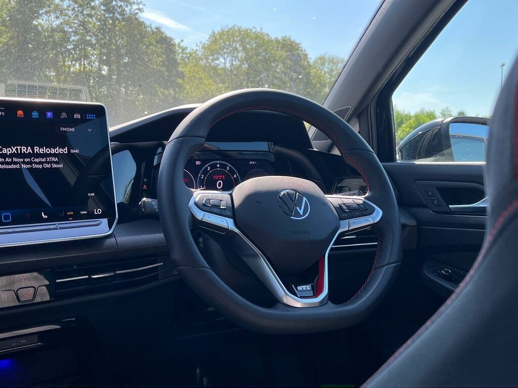 Volkswagen Golf 1.3L Null Black #13