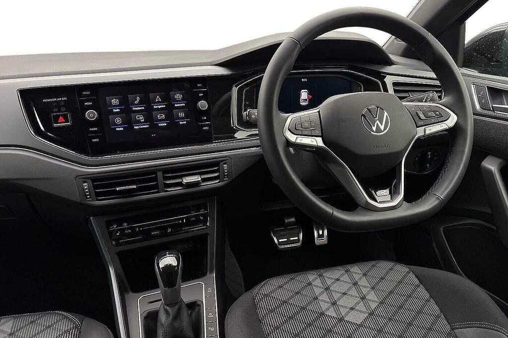 Volkswagen Taigo 1.5 Tsi Black Edition Dsg Euro 6 Ss Grey #2