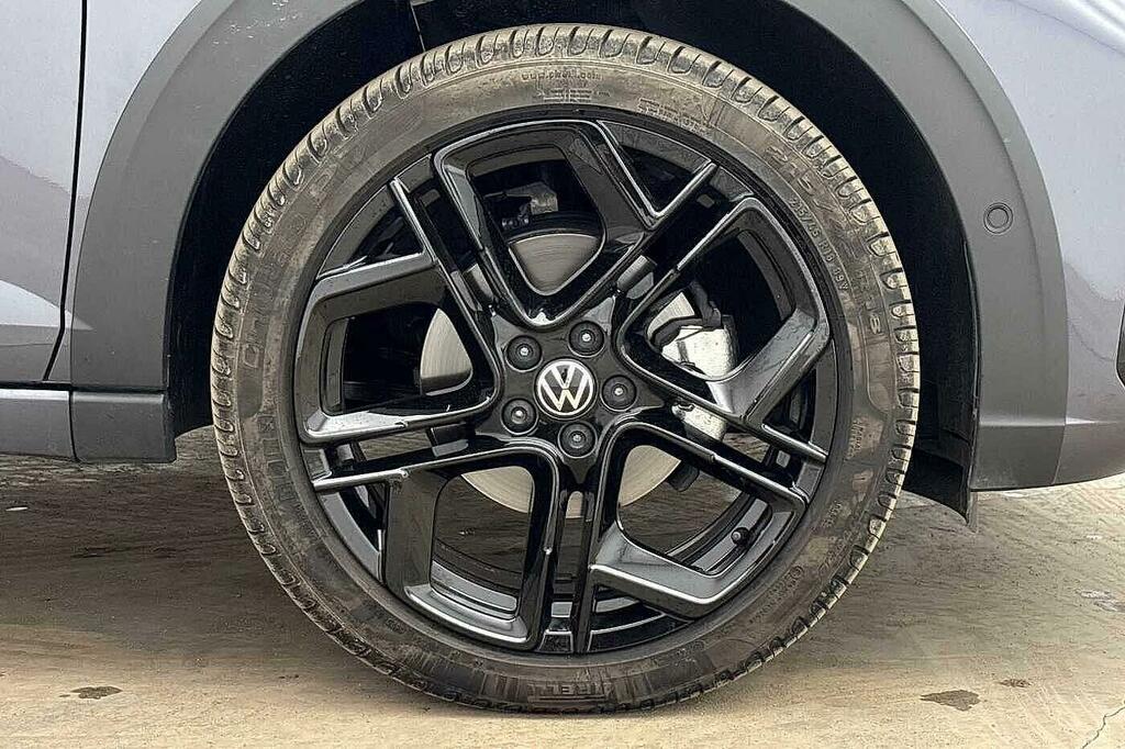Volkswagen Taigo 1.5 Tsi Black Edition Dsg Euro 6 Ss Grey #5