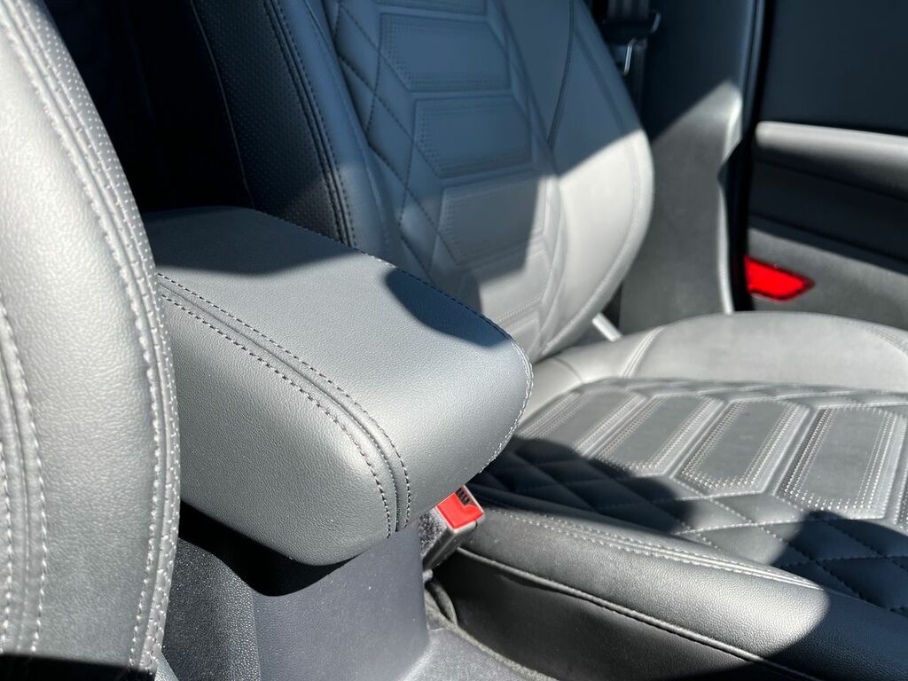 Ford Puma St-line White #35